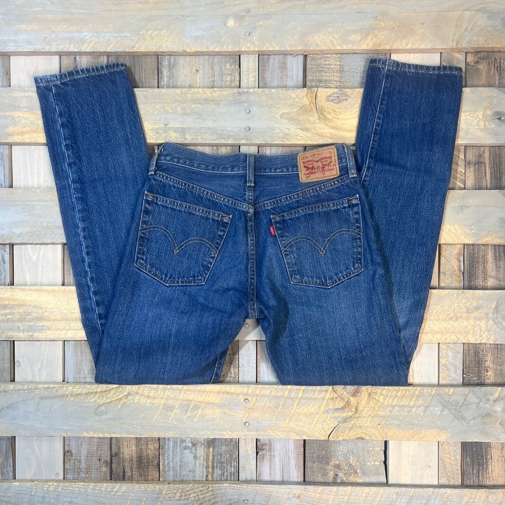EUC [Levi's] Mid Rise Straight Leg Men's 501 Denim Blue Jeans 28X32 | Women's 6 - Picture 9 of 14